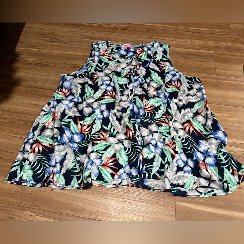 Women Within 26/28 Tropical Tank Blouse
